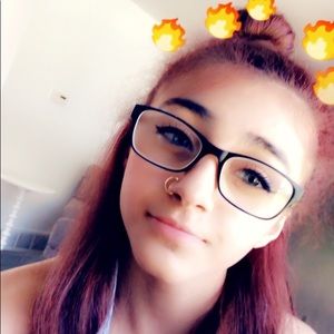 Meet your Posher, Coral